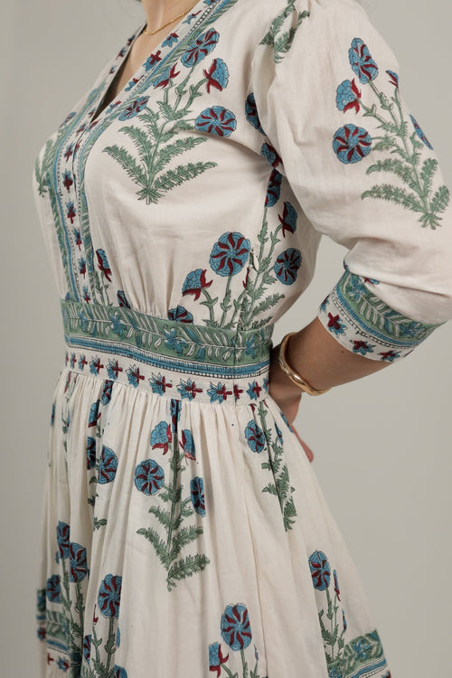Feminine Elegant Modern Dress Amelia -Side/Details- Tzipor