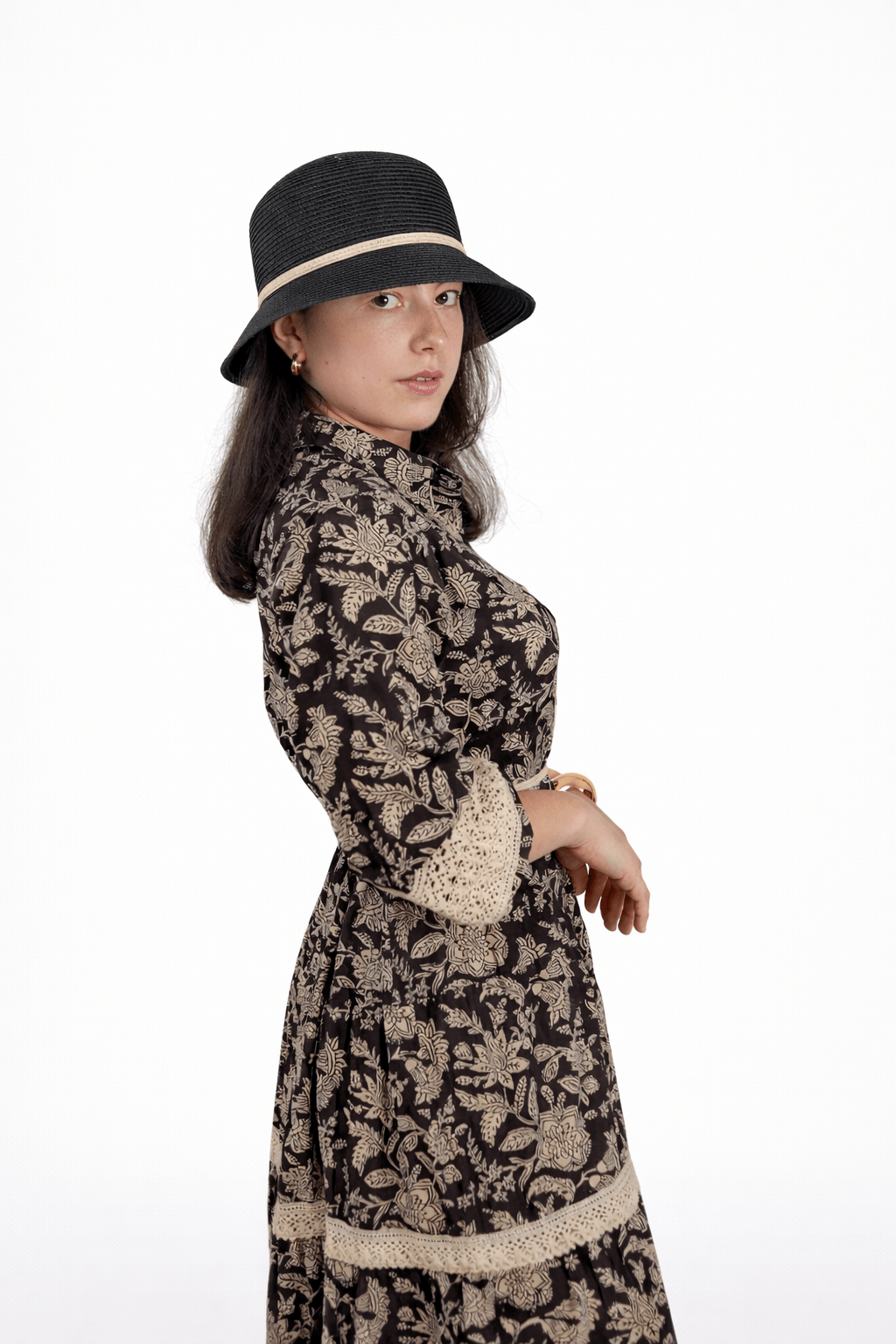 Cream Petals - Tzipor